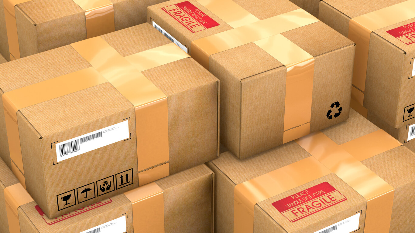 Pyvott-Fulfillment-Services-eCommerce-FBA-Kitting-B2B-B2C-BG_23